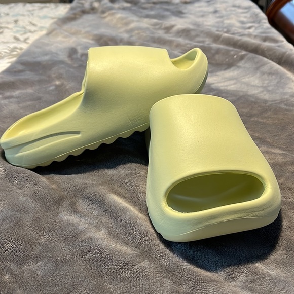 Cushion Slides! - Picture 3 of 5